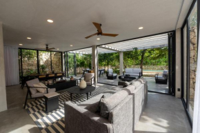 Luxury Jungle Villa With Private Pool & Concierge